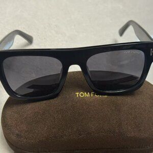 Tom Ford  Black sunglasses